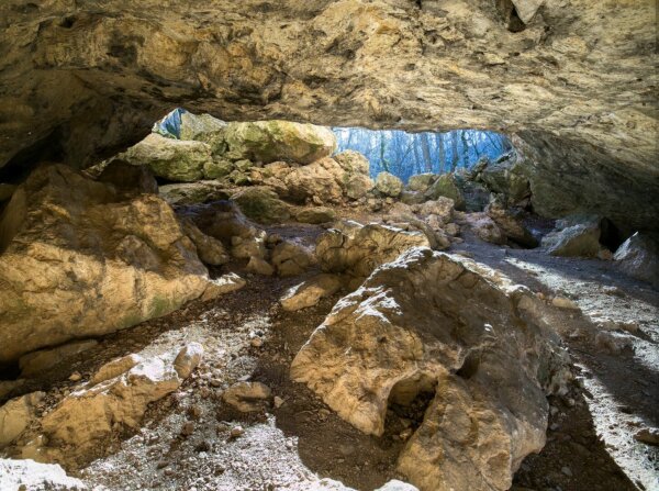 The cave steinerner stadel near wällersdorf, lower austria