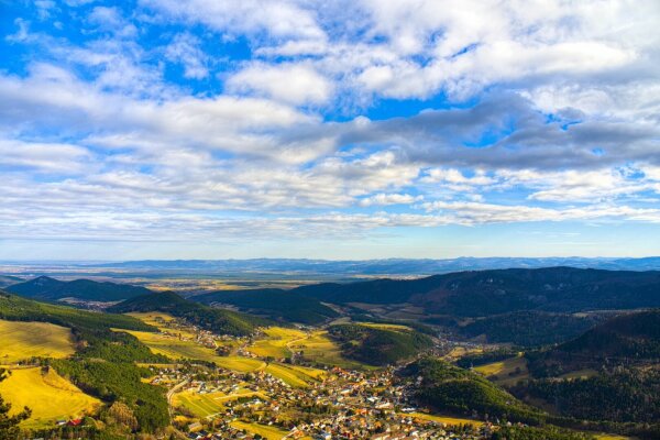 View of the village grünbach am schneeberg from the geländehütte