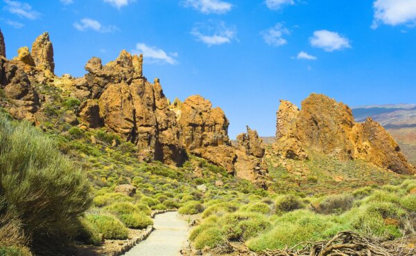 Roques de garcia in teide national park, tenerife