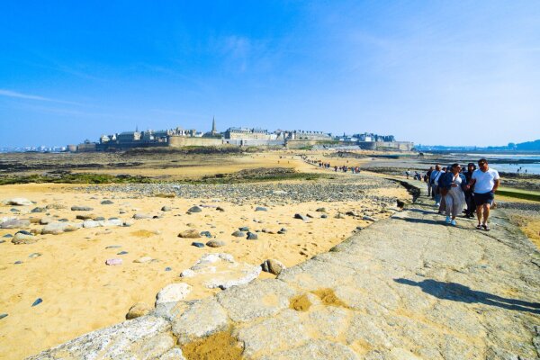 Saint Malo @ low tide, Bretagne